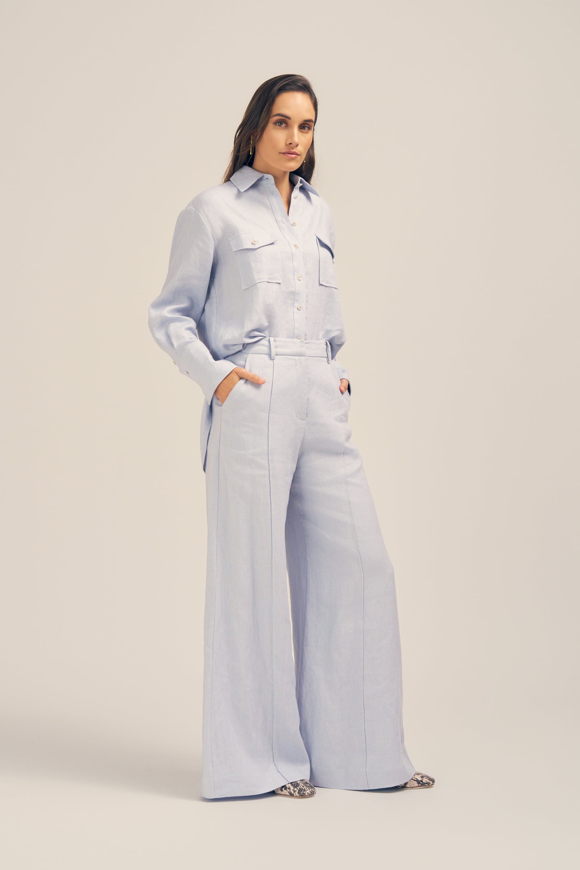 Ardent Linen Shirt - Chalk Blue